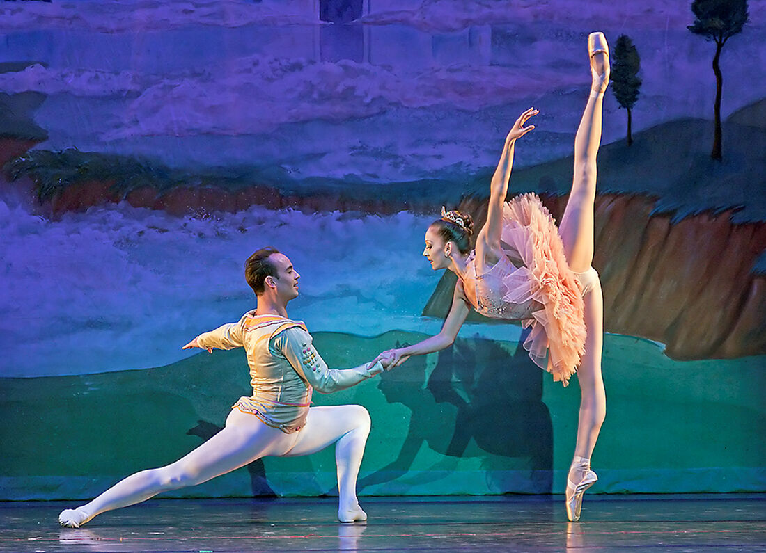 Holiday entertainment guide